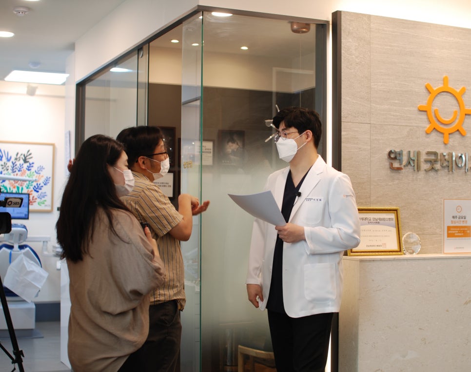 [이성화 원장님] SBS 모닝와이드 &lsquo;똑똑한 임플란트 관리법&rsquo; 출연 관련 이미지 3