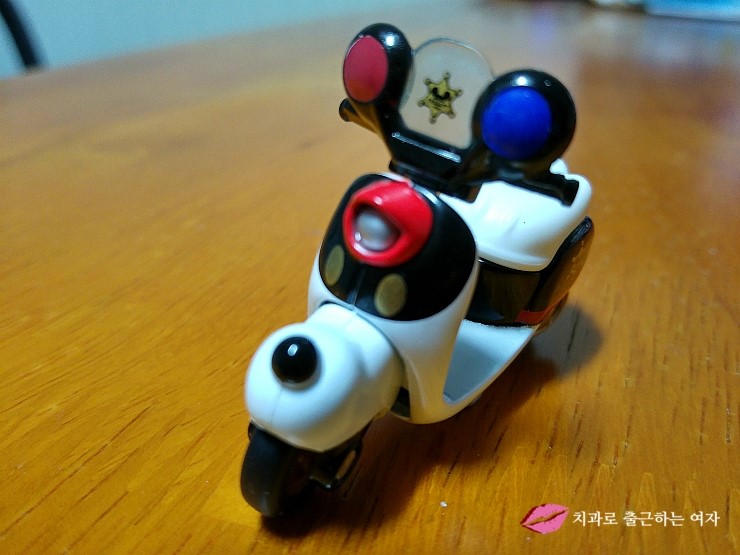 귀염둥이 토미카(TOMICA) 미키마우스 시리즈 2개 데려왔어요 &hearts; 관련 이미지 11