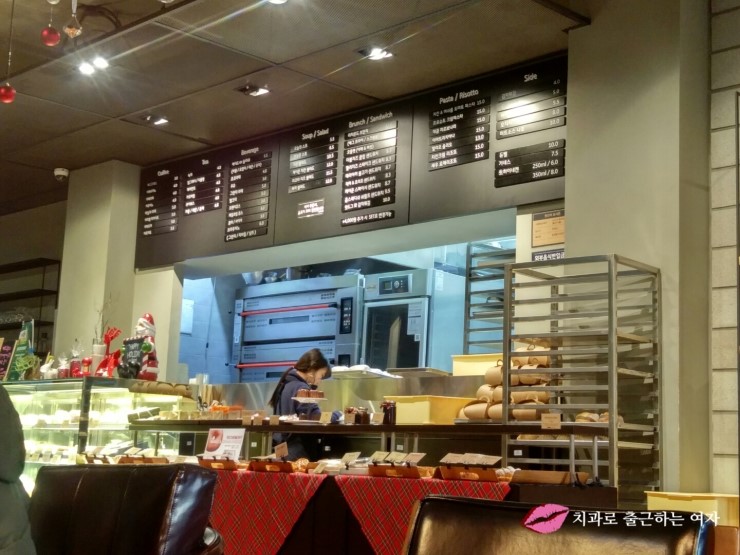 홍대 리치몬드에서 브라우니랑 라떼 먹으면서 수다 ☆ 관련 이미지 3