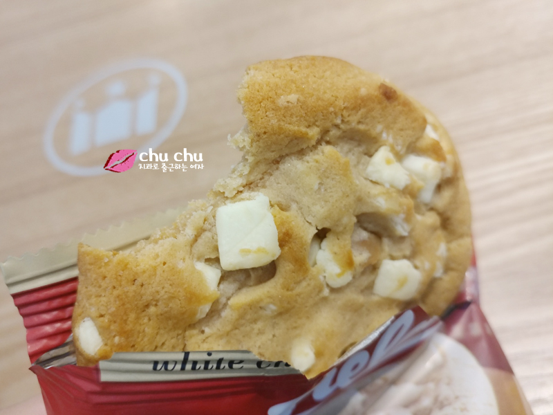 미세스필드 쿠키 - 화이트청크 마카다미아 ( 진짜 달아요 ) 관련 이미지 5