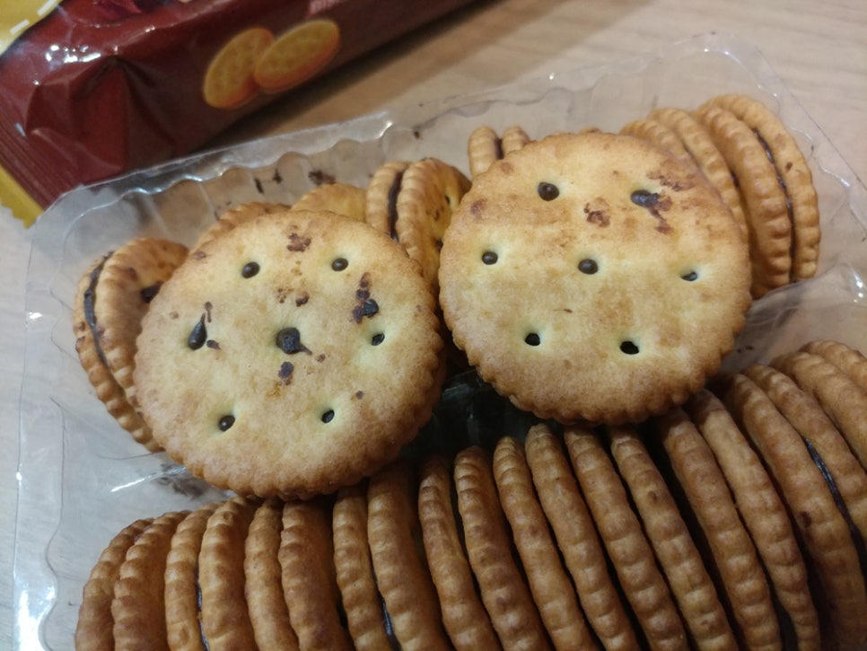 수입과자 초코 크림 샌드위치 크래커 관련 이미지 6