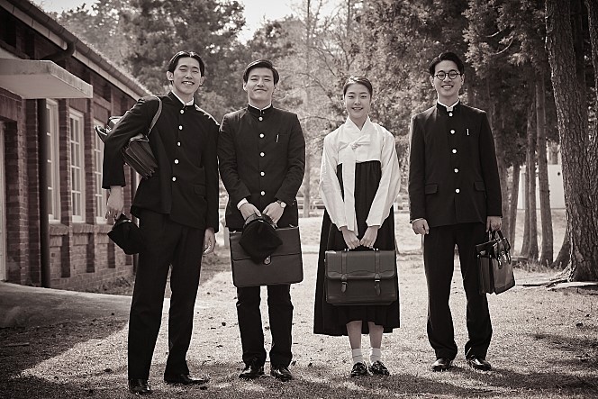 영화 <동주 DongJu : The Portrait of A Poet, 2015> 보고 왔습니다. 관련 이미지 16