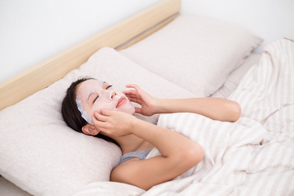 Is Doing a Sheet Mask Every Day Really Good? Advice from a Dermatology Clinic image 2