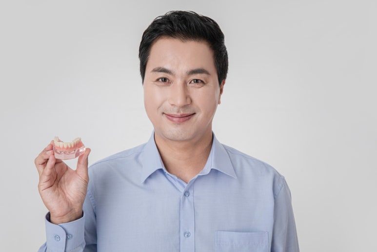 What Prosthetic Treatment Is Good for Me? image 1