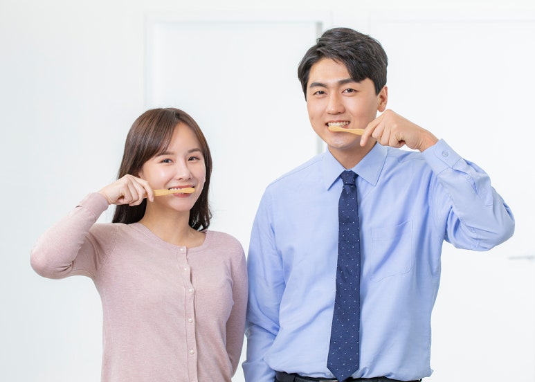 임플란트도 염증 생기고, 흔들릴 수 있다는데&hellip;왜? 관련 이미지 7