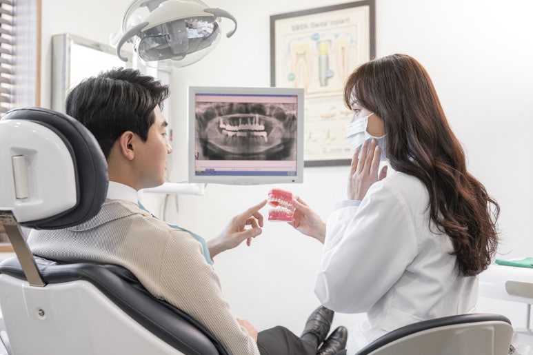 Implant Surgery Methods and Common Questions, Explained by Seokplant Dental Hospital. image 5