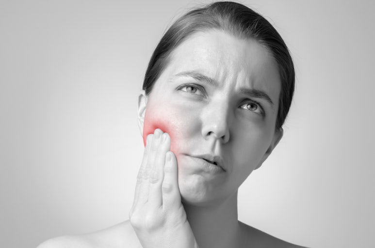 How to Safely Get Dental Implants in Summer image 7