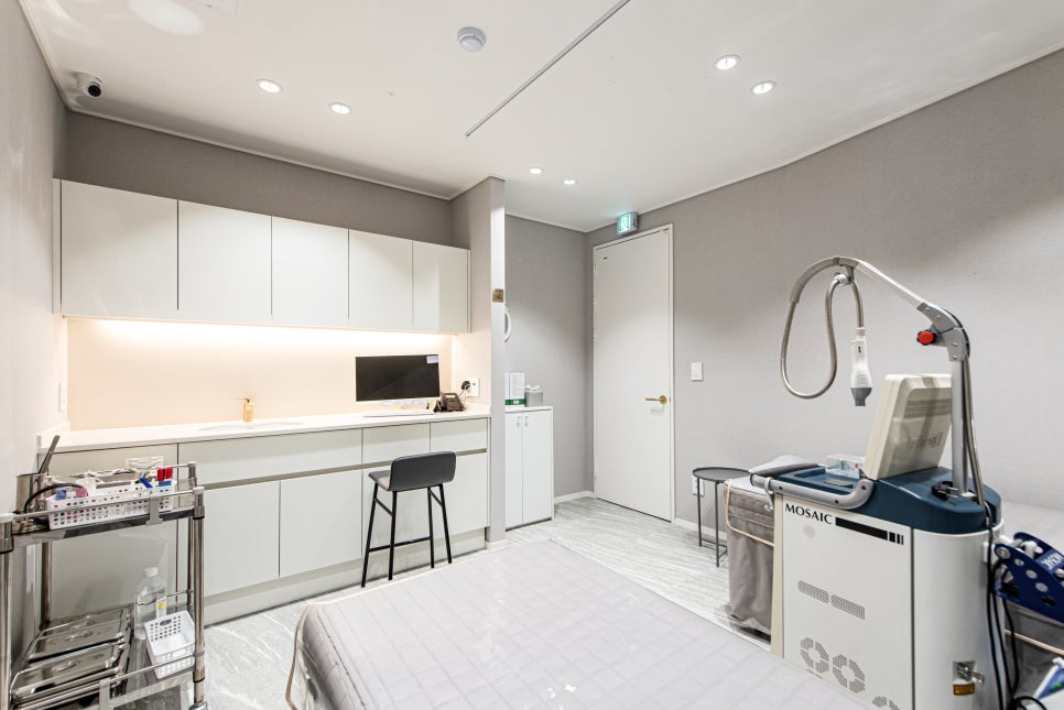 안성민성형외과 인테리어 관련 이미지 19