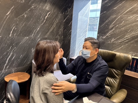 눈밑지방재배치 재수술이 가능할까요? 수술 후 7일 경과 관련 이미지 6