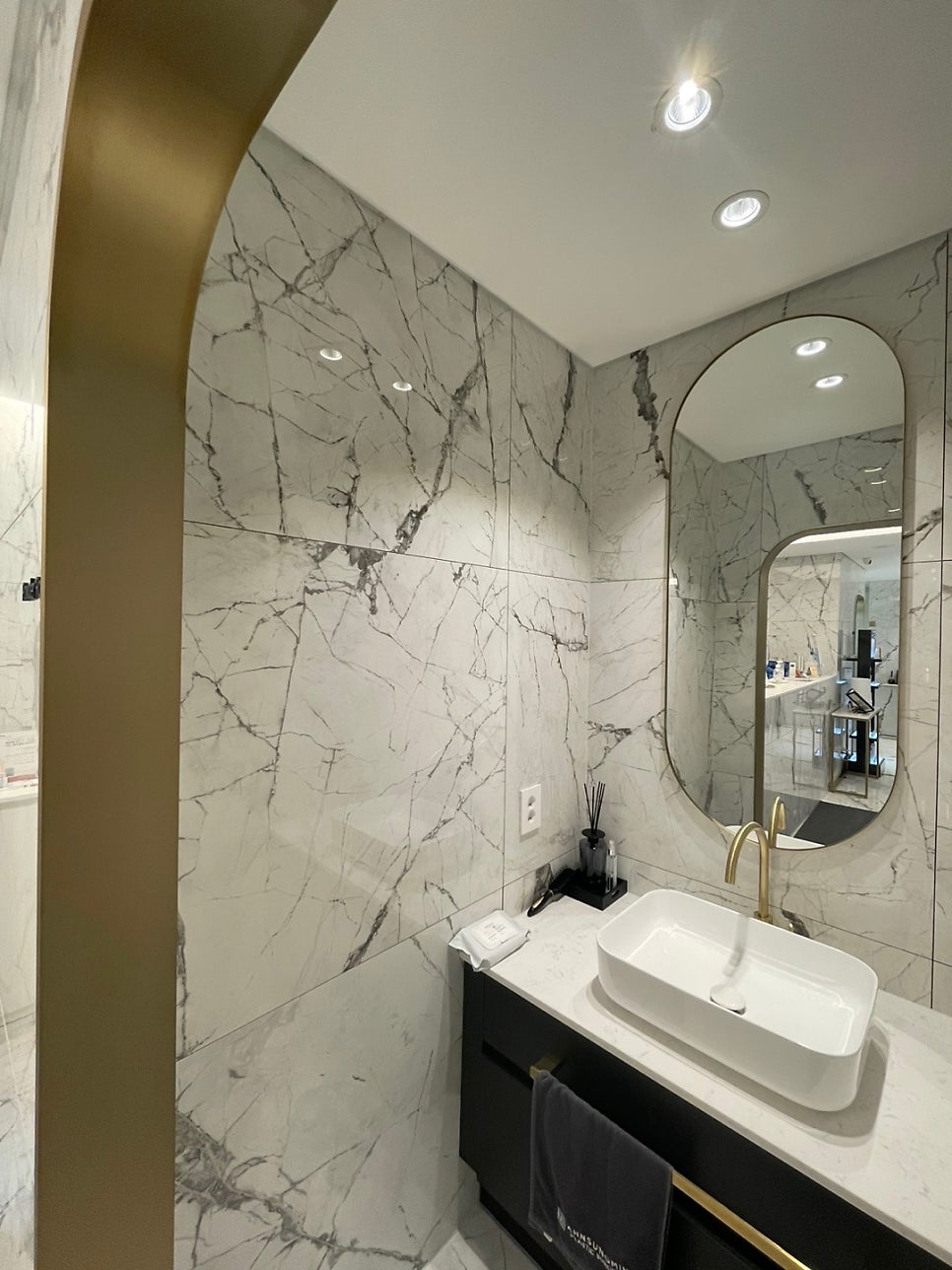 짝눈교정 절개 비절개 어떤 방법이 좋을까? 관련 이미지 7