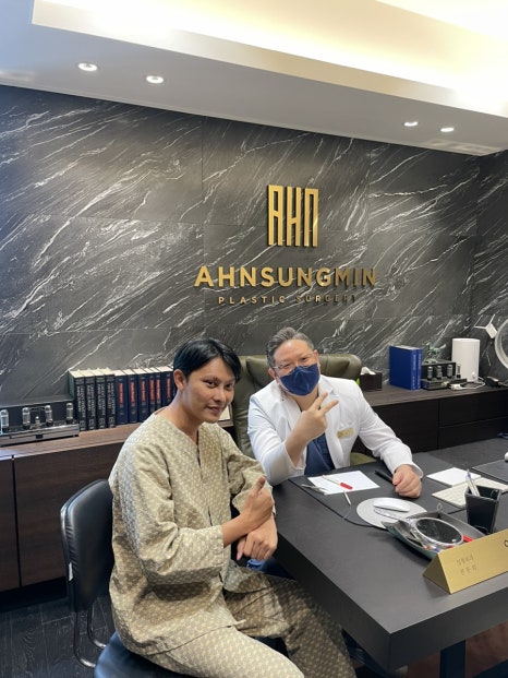 재수술 남자 하이폴드 교정수술 [높은 라인 교정 재수술] High-fold correction 안성민원장 관련 이미지 12