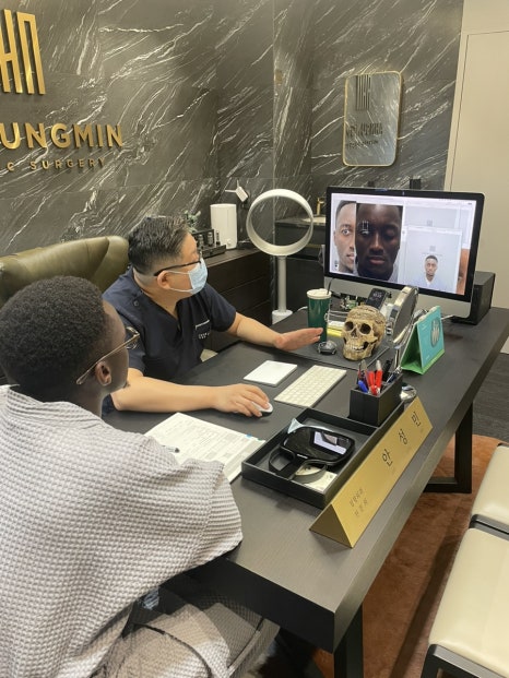 선천성 안검하수 짝짝이 눈매교정 재건수술[성형외과 전문의 안성민] 관련 이미지 2