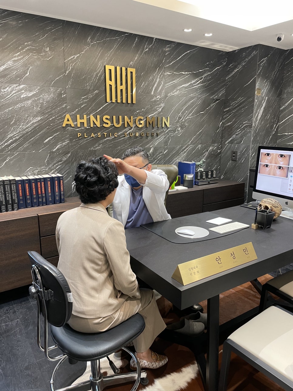 [안성민 성형외과] 더 섬세한 상담의 안성민 대표원장님! 관련 이미지 2