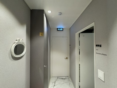 눈밑지방재배치 재수술이 가능할까요? 수술 후 7일 경과 관련 이미지 8