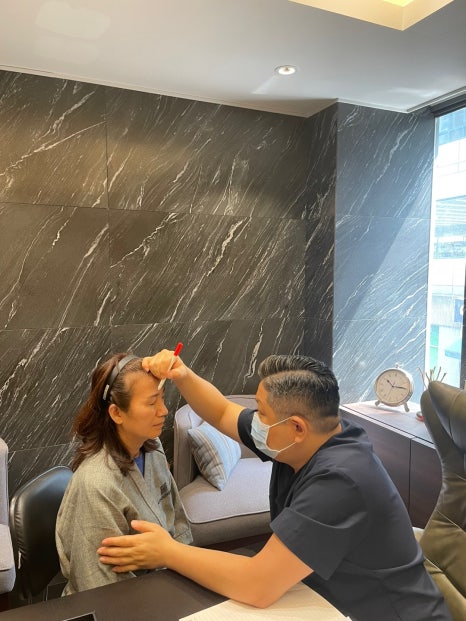 눈썹거상 수술 과정, 5개월 경과 성형외과 전문의 안성민 관련 이미지 5