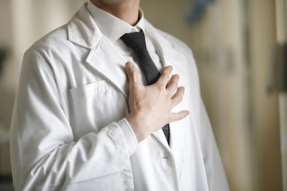 눈밑지방제거수술비용 보다 더욱 중요하게 확인해야 할 것은? 관련 이미지 3