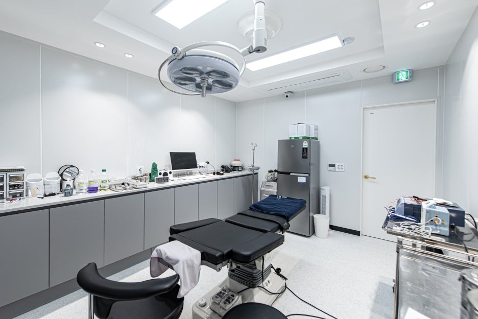 눈밑지방제거수술비용 보다 더욱 중요하게 확인해야 할 것은? 관련 이미지 6