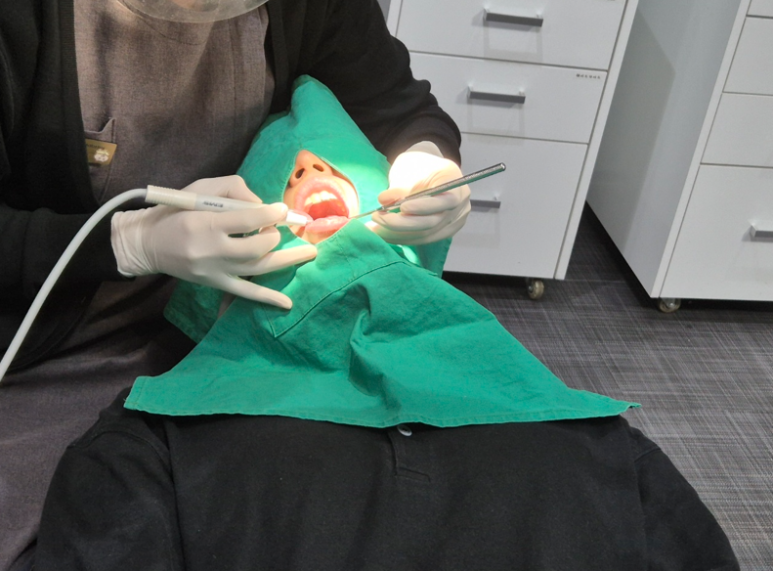 Maebong Station Dentist: Ignoring Bleeding Gums When Brushing Can Make Things Worse image 2