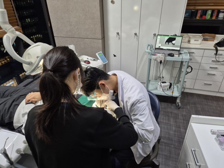 Periodontal flap surgery and curettage: If you check these two things, you do not need to worry image 5
