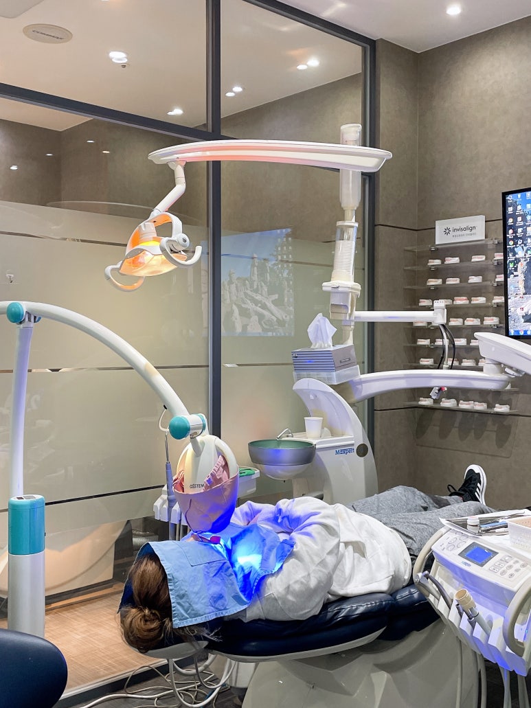 치아미백비용, 치과가 10배 비싼데도 시술하는 이유? 관련 이미지 4