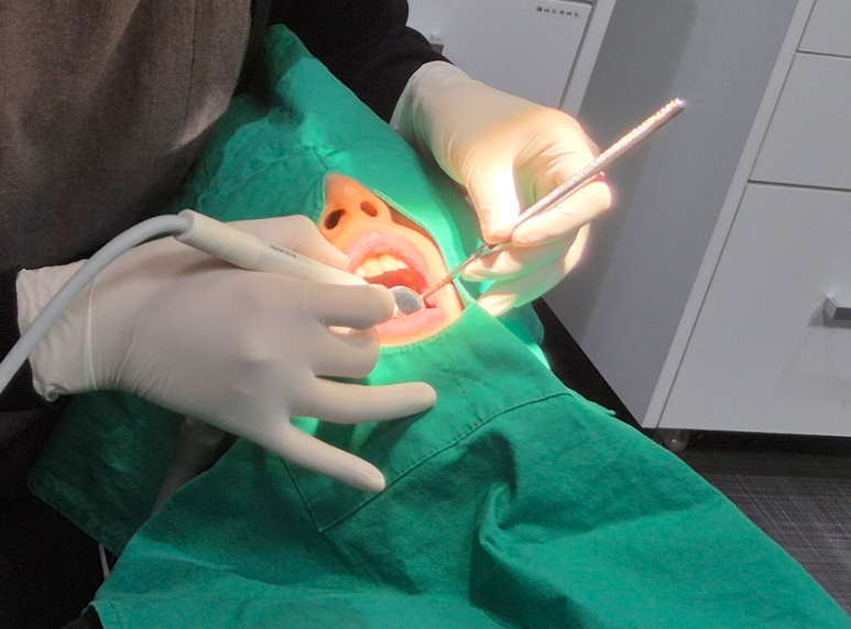 Apgujeong Rodeo Station Dental Clinic: If Your Gums Bleed, Never Ignore It image 5
