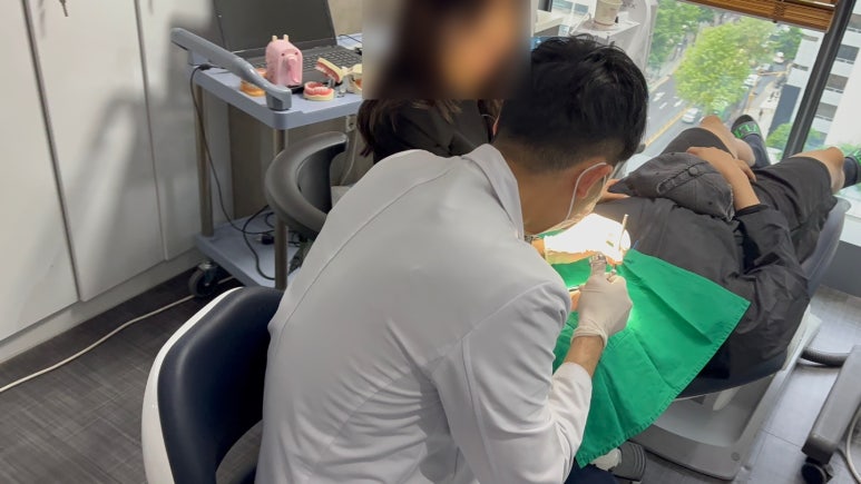 Looking for a recommended dental clinic near Seolleung Station? You only need to know 2 things image 8