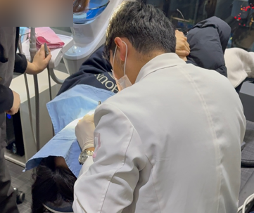 강남구 치과 잇몸병은 치아만의 문제가 아닙니다. 전신 건강과 이어집니다 관련 이미지 4