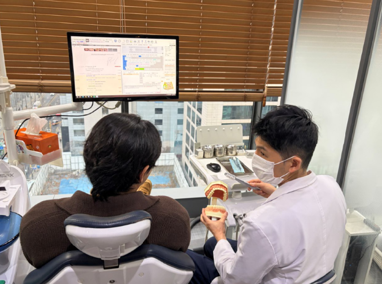 강남구청역치과, 임플란트 저렴한 곳만 찾으시면 안됩니다 관련 이미지 2