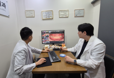 앞니살짝깨짐 이 1가지만 확인하면 치료 방향 결정됩니다 관련 이미지 11