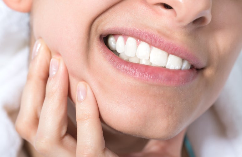 임플란트 교체시기를 늦추는, 치료보다 중요한 관련 이미지 3