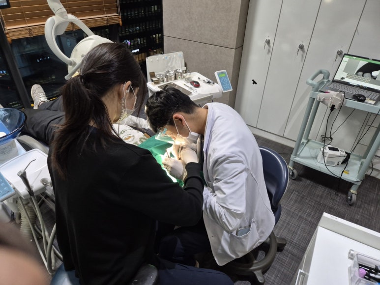 치과레진치료, 재치료 없이 오래 사용하는 방법 관련 이미지 7