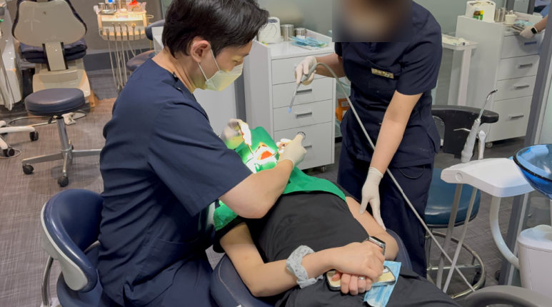 강남구청역치과, 라미네이트 후 떨어지는 분들의99%가 놓친 것 관련 이미지 11