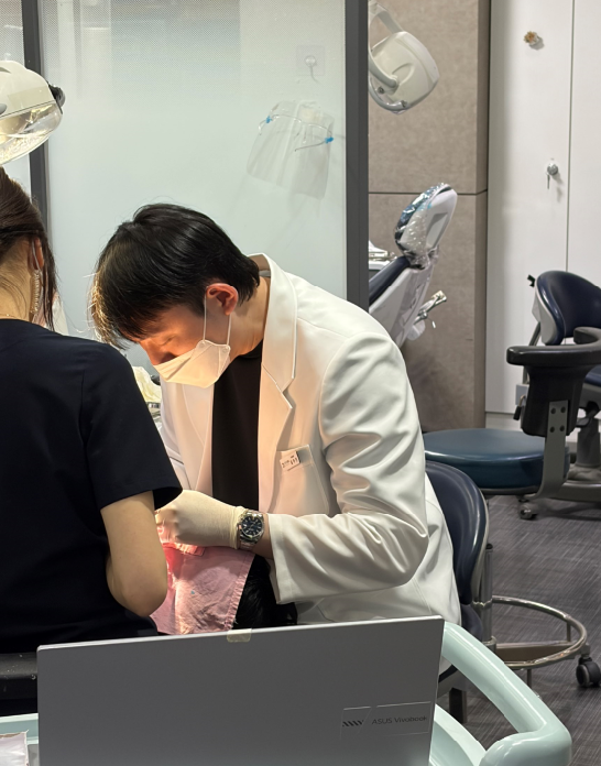 Laminated Veneer Removal: If You Want It Done Safely Without Pain, Check Just One Thing image 13