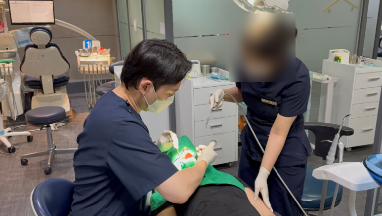 Laminated Veneer Removal: If You Want It Done Safely Without Pain, Check Just One Thing image 14