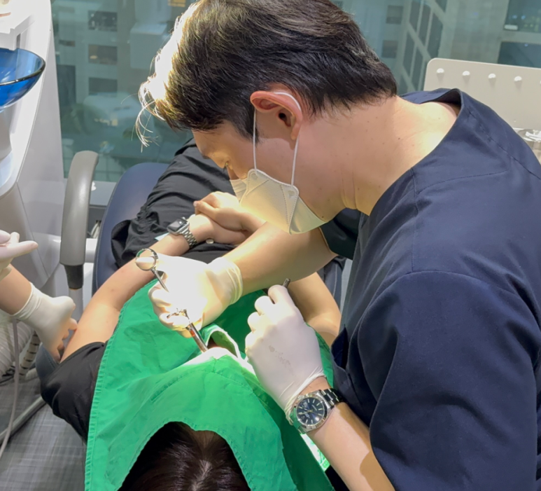 Laminated Veneer Removal: If You Want It Done Safely Without Pain, Check Just One Thing image 8
