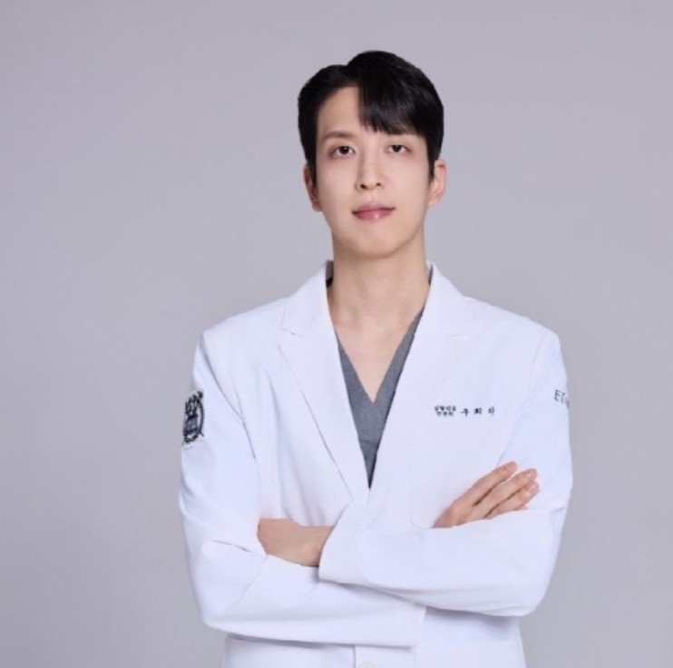 [News] 처진 눈꺼풀만의 문제 아니다&hellip;이마눈썹거상 전 확인해야 관련 이미지 1