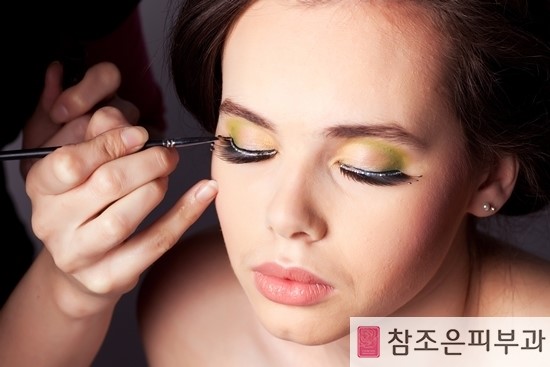 반영구화장으로 아이라인을 하지 않고 잘 그리려면 이렇게! - 영등포 참조은피부과 관련 이미지 3