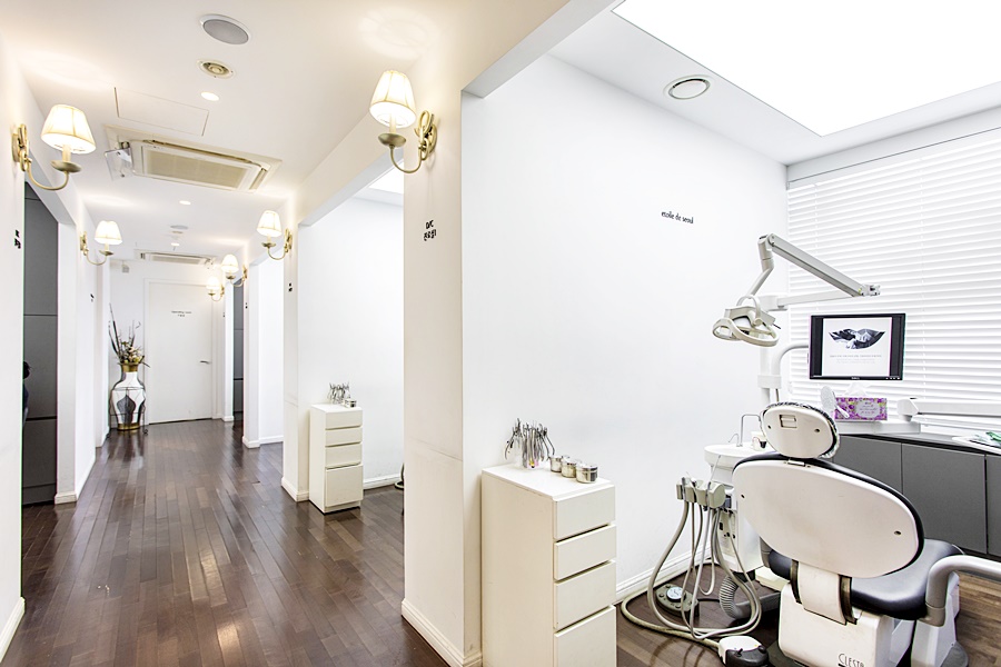 임플란트와 틀니 차이점 어떤 선택이 나에게 맞을까 관련 이미지 8