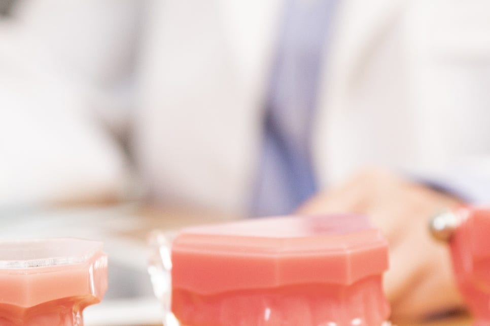 풀아치임플란트 잘하는곳 다수 식립 비용이 부담이라면 관련 이미지 23