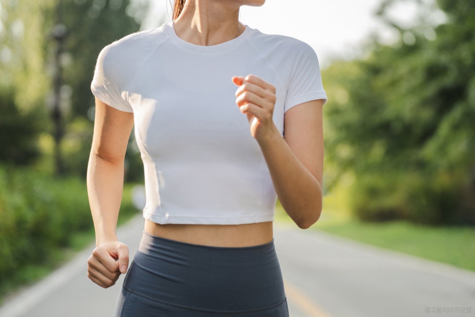 강남 온다리프팅 팔뚝살 고민, 소매 없는 옷도 자신있게 입고 싶다면? 관련 이미지 4