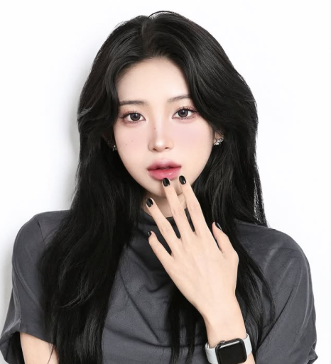 최준희 코 재수술 눈 재수술 성형 분석 관련 이미지 1