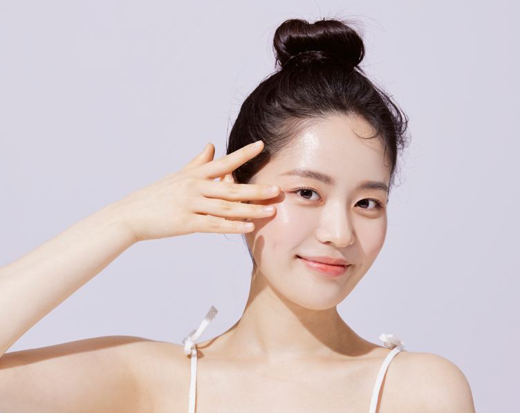 또렷하면서도 자연스러운 눈매를 완성하는 기준, 쌍꺼풀 수술의 방향성 관련 이미지 3