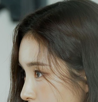 남성과 여성이 선호하는 코 라인의 차이점 관련 이미지 4