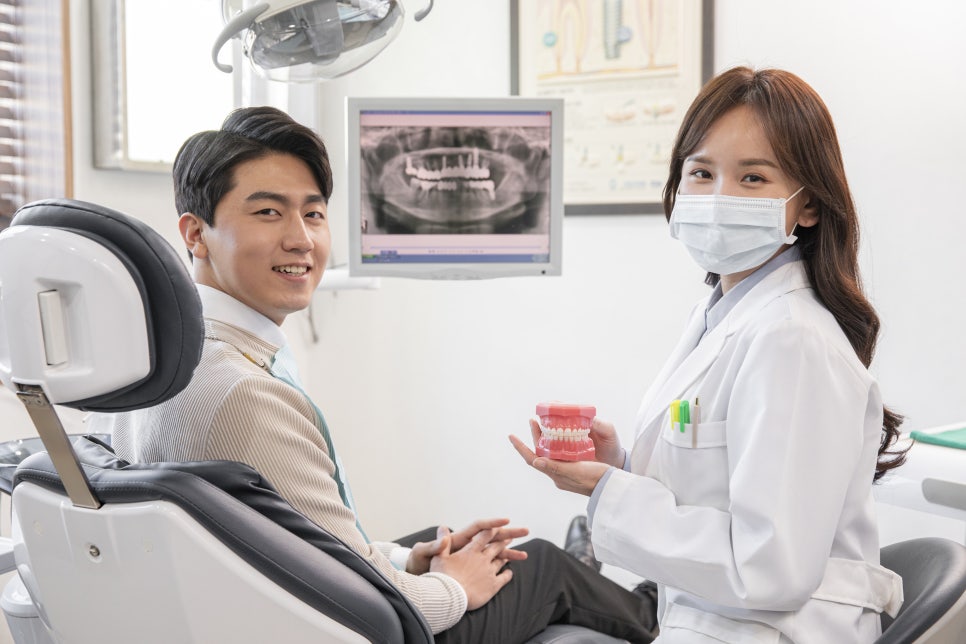 반포동임플란트 자연치아처럼 사용할 수 있도록 관련 이미지 7