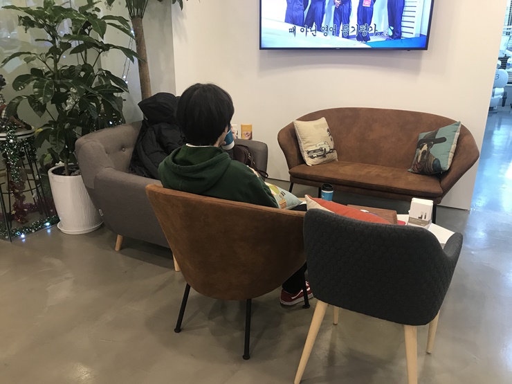 진료 대기시간에 지루할 틈이 없는 클리어치과 관련 이미지 11