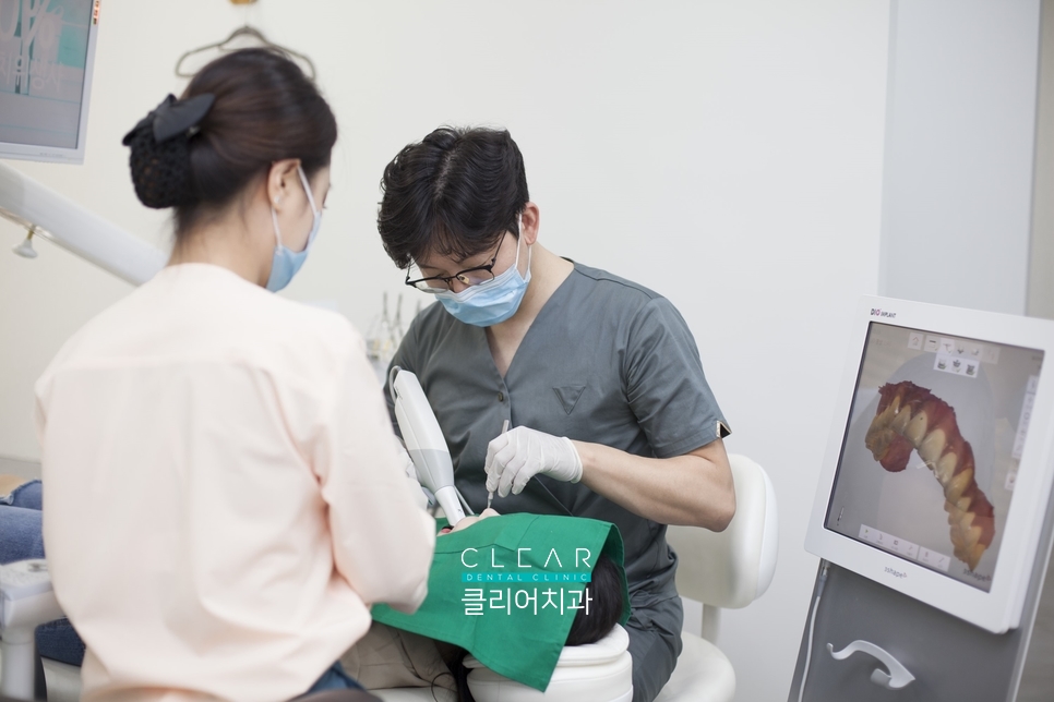 크리스탈 클리어 투명교정 파헤쳐 보자! 관련 이미지 2