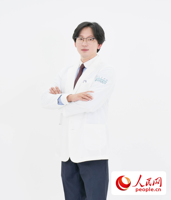강남클리어치과 인민일보 인민망 인터뷰진행 관련 이미지 1