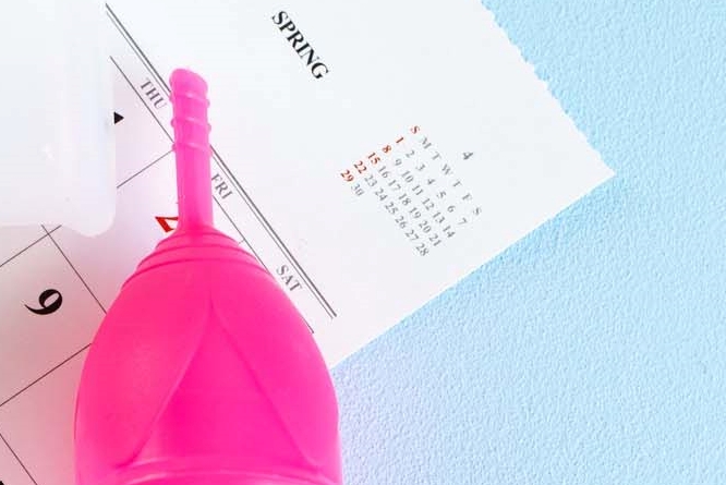 생리혈 색깔로 보는 건강상태 검은색 정상일까? 관련 이미지 11