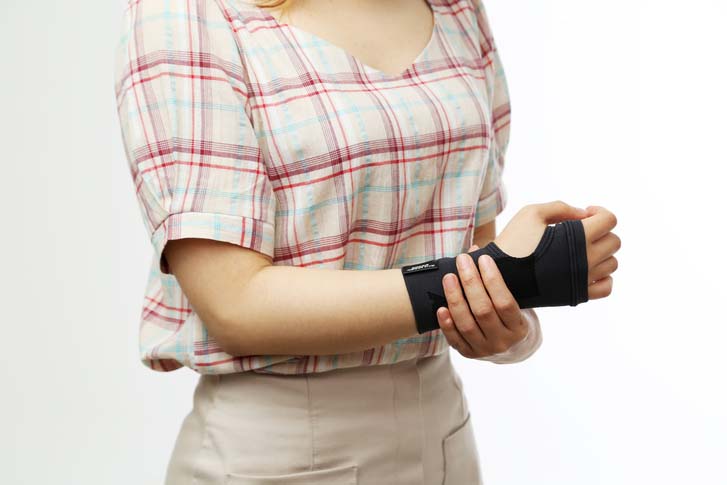 손목에 통증 원인 손목터널증후군 증상 및 스트레칭 운동 관련 이미지 5