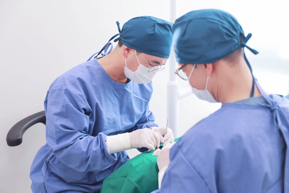 임플란트 뼈이식 비용 들이기 전 이 글부터 읽어보세요 관련 이미지 22